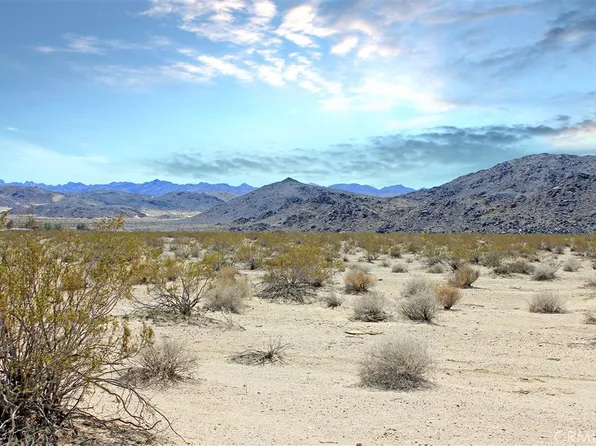 2500 Bourland Pass Rd #2-29, Twentynine Palms, CA 92277