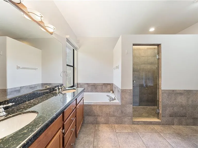 14864 Indigo Lakes Cir — Photo 27