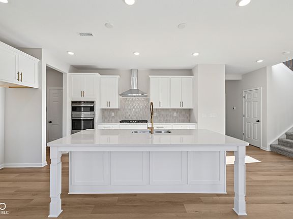 4th image of 3650 Hayden Valley Dr