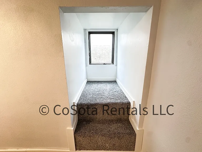 1023 N Riverfront Dr #3 — Photo 30