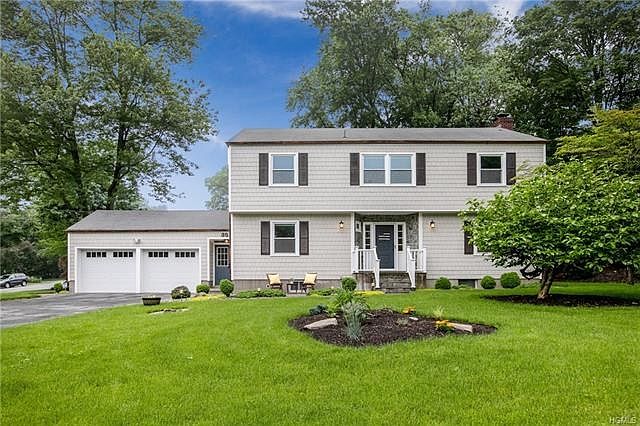 1st image of 35 Park Dr