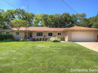 2400 Rockhill Dr NE, Grand Rapids, MI 49525