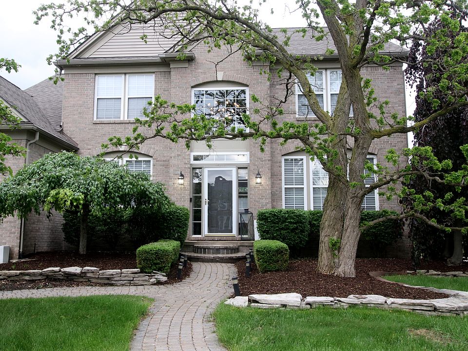 1st image of 4946 Carlson Park Dr