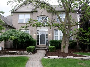 4946 Carlson Park Dr, Troy, MI 48098