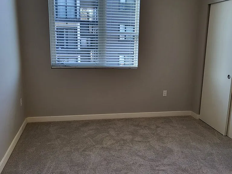 Pacific Ridge Apartments — Photo 50