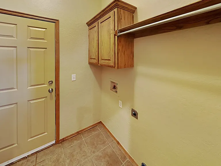 16409 Stoneview Dr — Photo 14