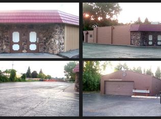 2407 Jackson St, Oshkosh, WI 54901