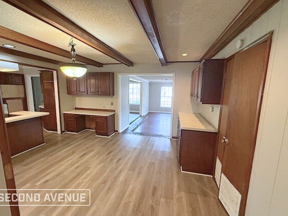 4th image of 1342 Heathcliff Dr