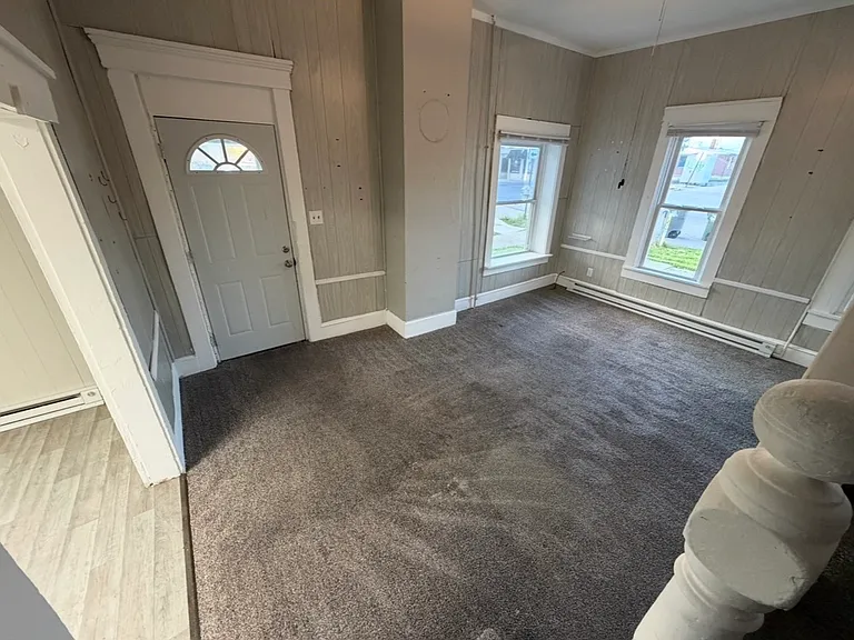 304 E Main St #3 — Photo 10