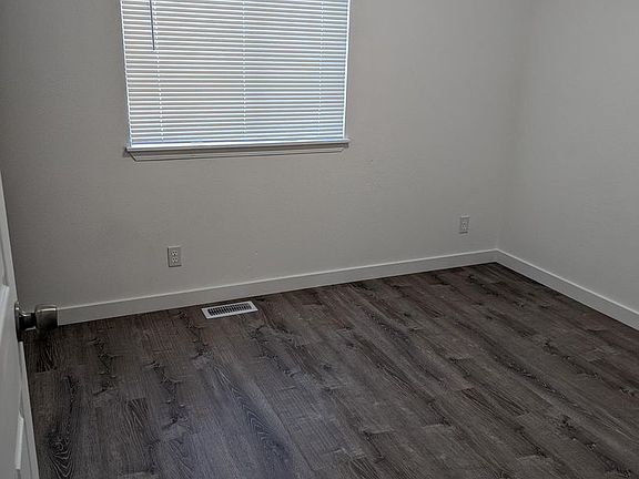 4th image of 5145 N Abbey Ct #5140