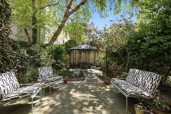 Sold by Compass | media 13