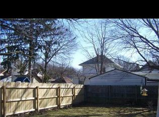 1815 Stirling Ave, Lansing, MI 48910