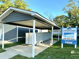 81 Poppy Dr, Fenton, MO 63026