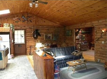 E-Living rm