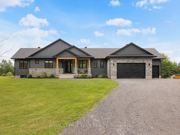 3783 Woodkilton Rd, Ottawa, ON K0A 3M0