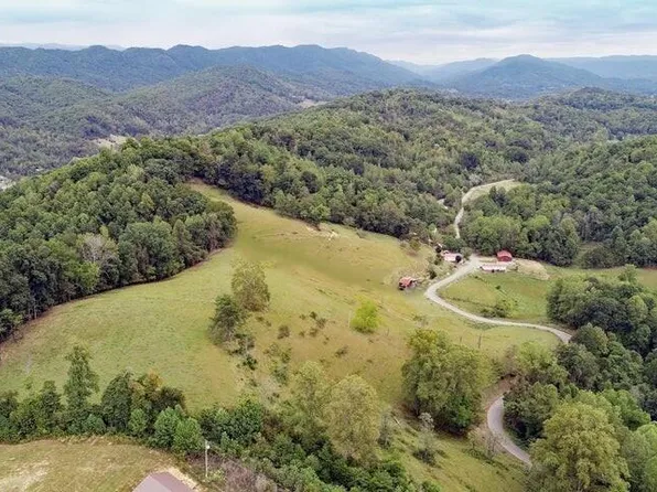 2274 Big Hill Rd, Pennington Gap, VA 24277