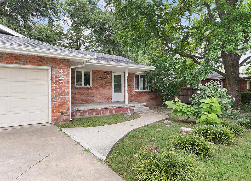 1st image of 427 N Oak Grove Avenue