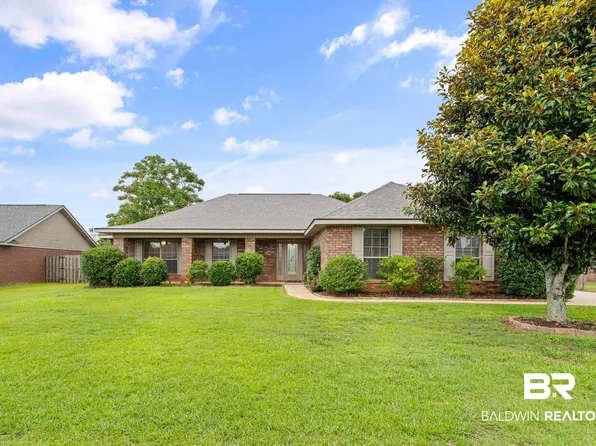 2930 Plantation Dr W, Mobile, AL 36695