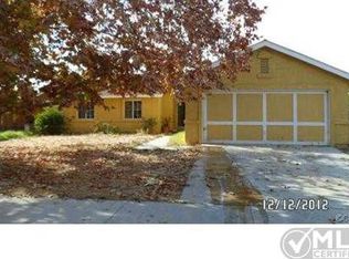 25077 Steiner Dr, Hemet, CA 92544