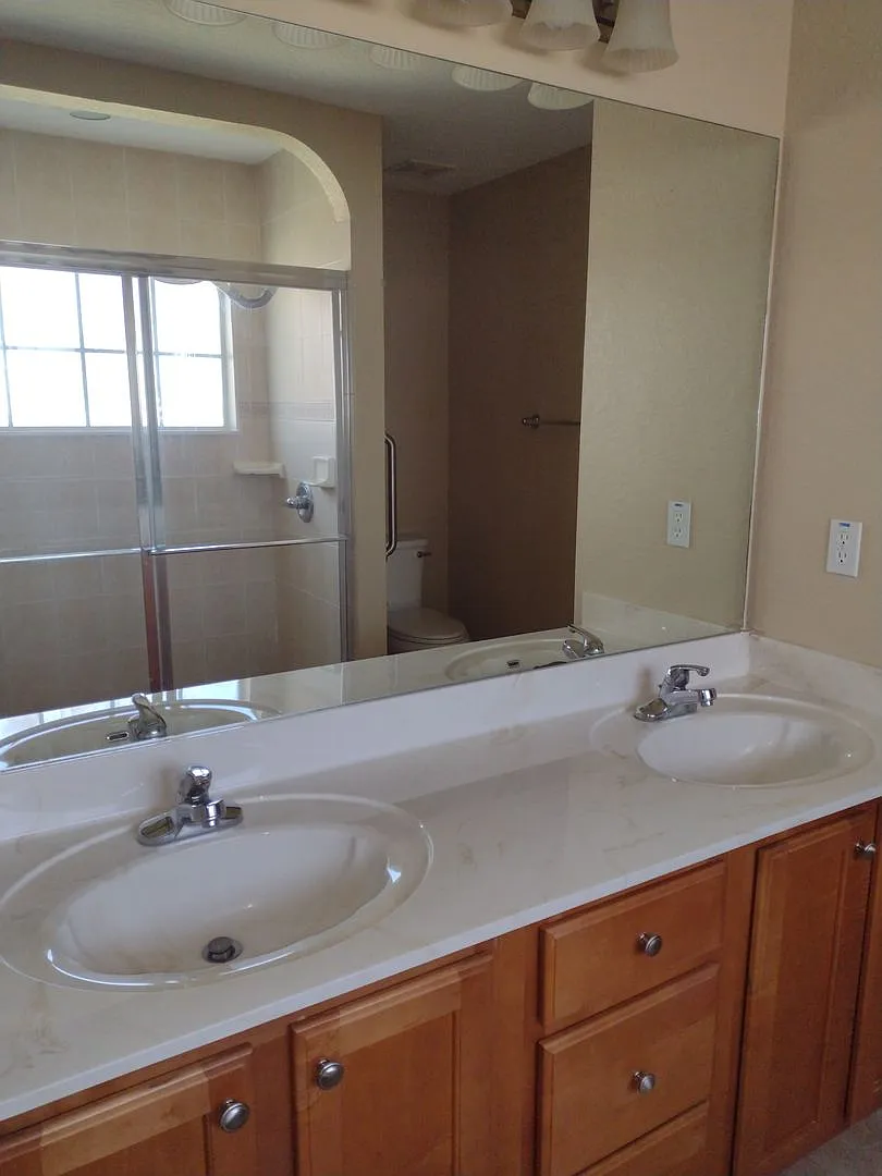 Beautiful home in Stonecrest — Photo 4