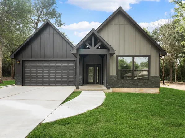 25301 Killarney St, Hempstead, TX 77445