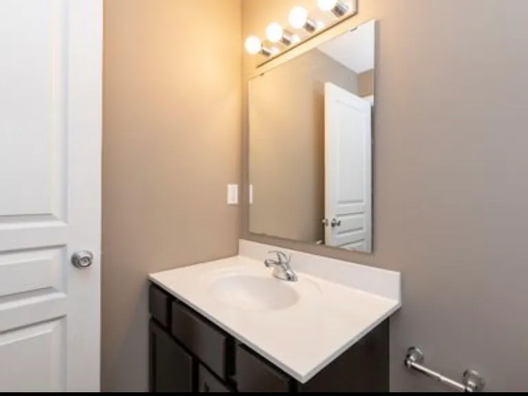 1205 Gardner Pond Ln — Photo 24