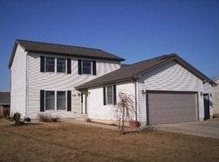 100 Susan Dr #B, Dwight, IL 60420
