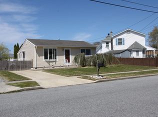 102 Roslyn Ave, Cape May, NJ 08204