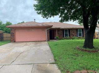 6924 Wicks Trl, Fort Worth, TX 76133