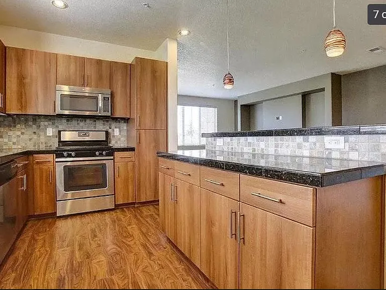 7843 NE Rockne Way — Photo 8