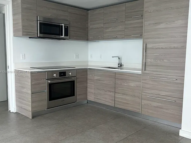1300 S Miami Ave #1807 — Photo 1