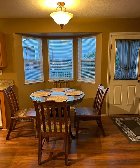 5472 Butterfield Dr — Photo 3