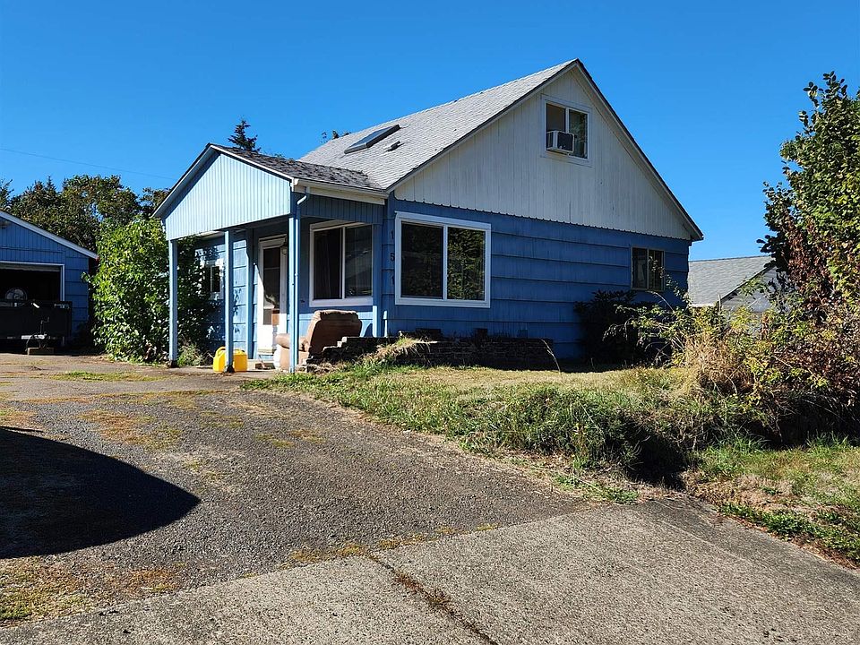 1st image of 151 NW Ebberts Ave