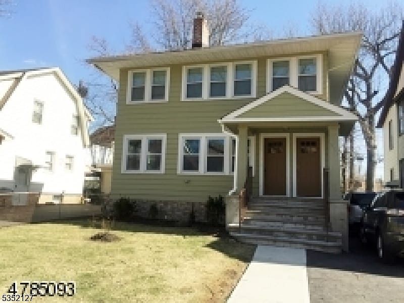 1st image of 214 Ward Pl