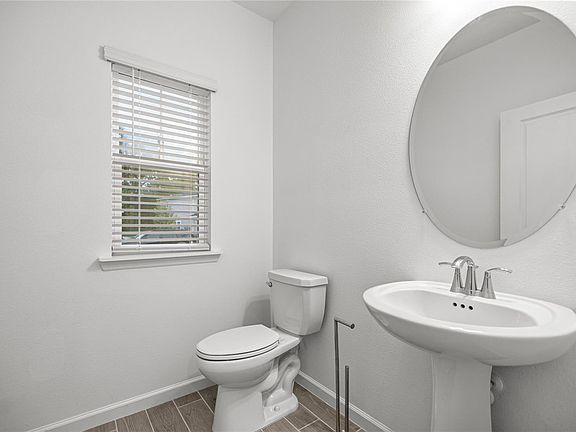 5th image of 3589 SE 37th Ct