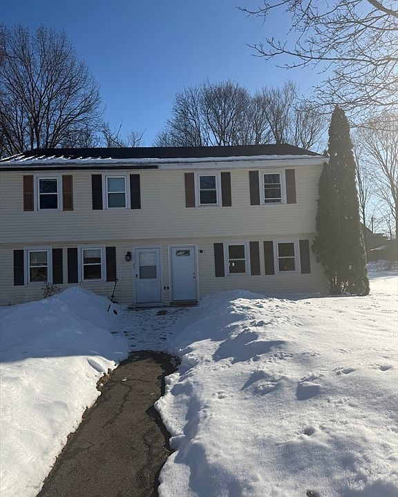 1st image of 23 Bentley Cir Unit 23
