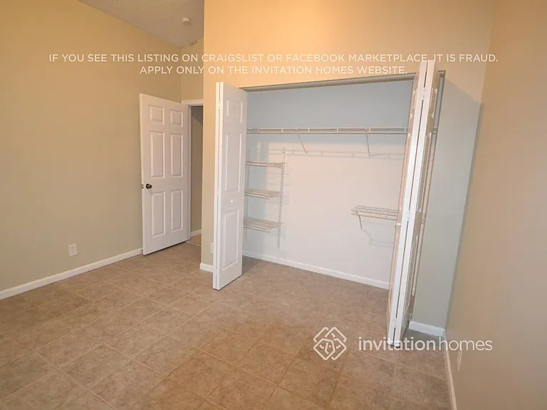 7704 Thornlee Dr — Photo 8