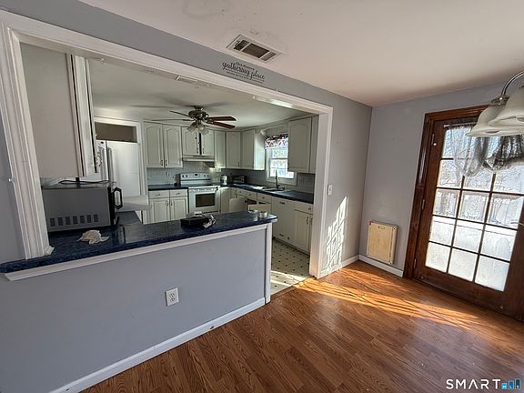 5th image of 98 1st Street