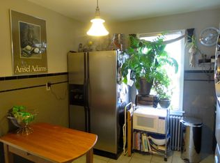 299 McKinley Ave, Williamsville, NY 14221