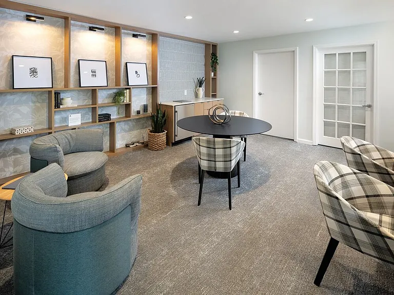 Leasing office