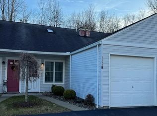 3393 Ivy Hill Cir UNIT E, Cortland, OH 44410