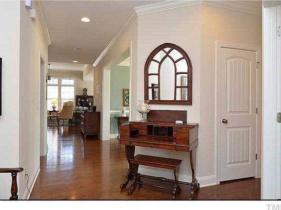 3rd image of 100 Warm Wood Ln