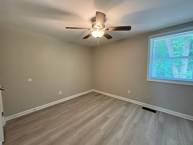 1140 Rita Ave — Photo 12