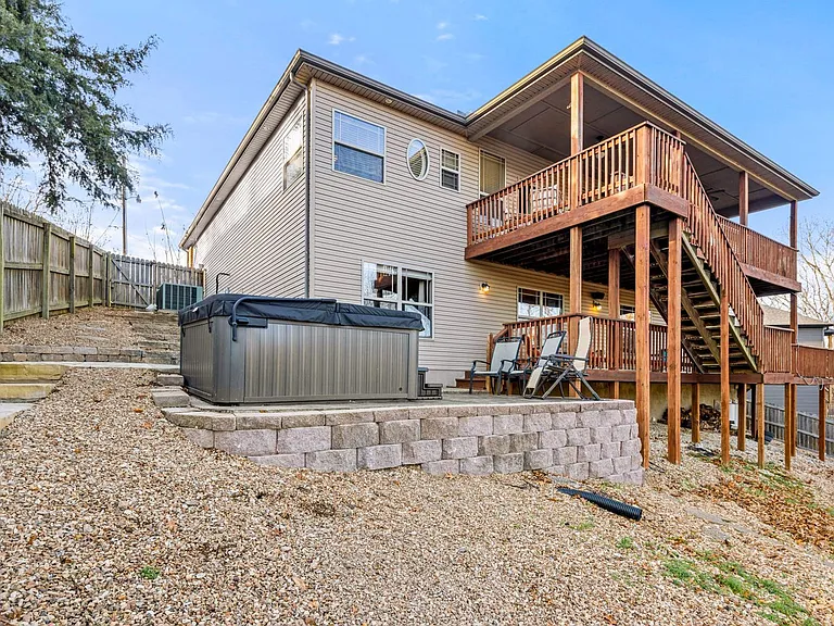 30 Rutland Dr #ID1241311P — Photo 41