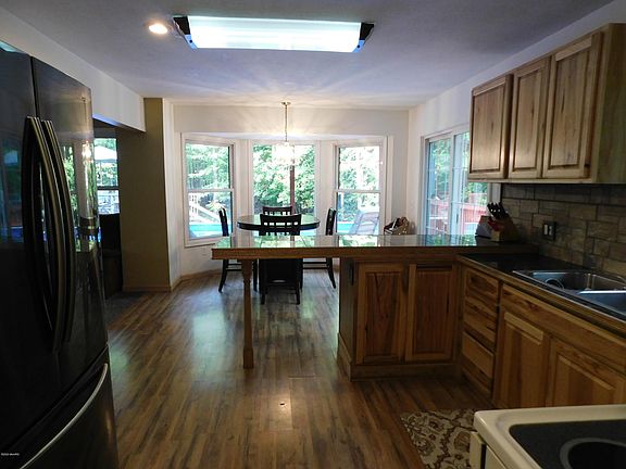 5th image of 13382 S Rich Ave