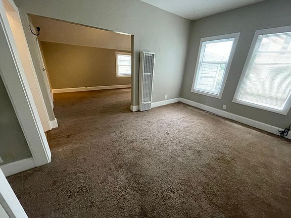 5th image of 803 Virginia St #B