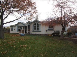 1055 D St, Baker City, OR 97814