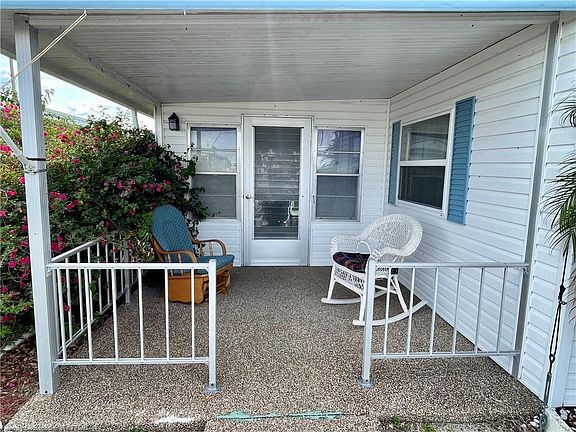 3rd image of 30529 Tigertail Rd