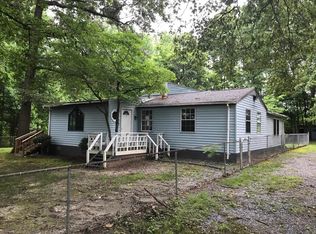 92 Royal Oak Rd, Columbia, VA 23038