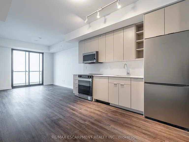 2075 Lakeshore Rd #1205 — Photo 5
